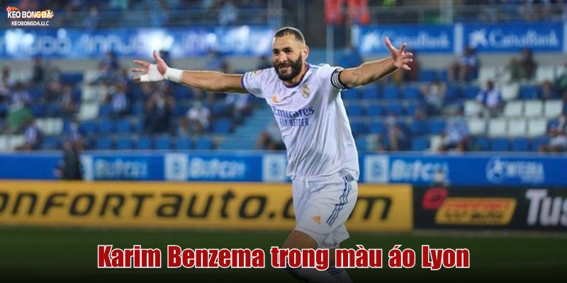 Karim Benzema trong màu áo Lyon